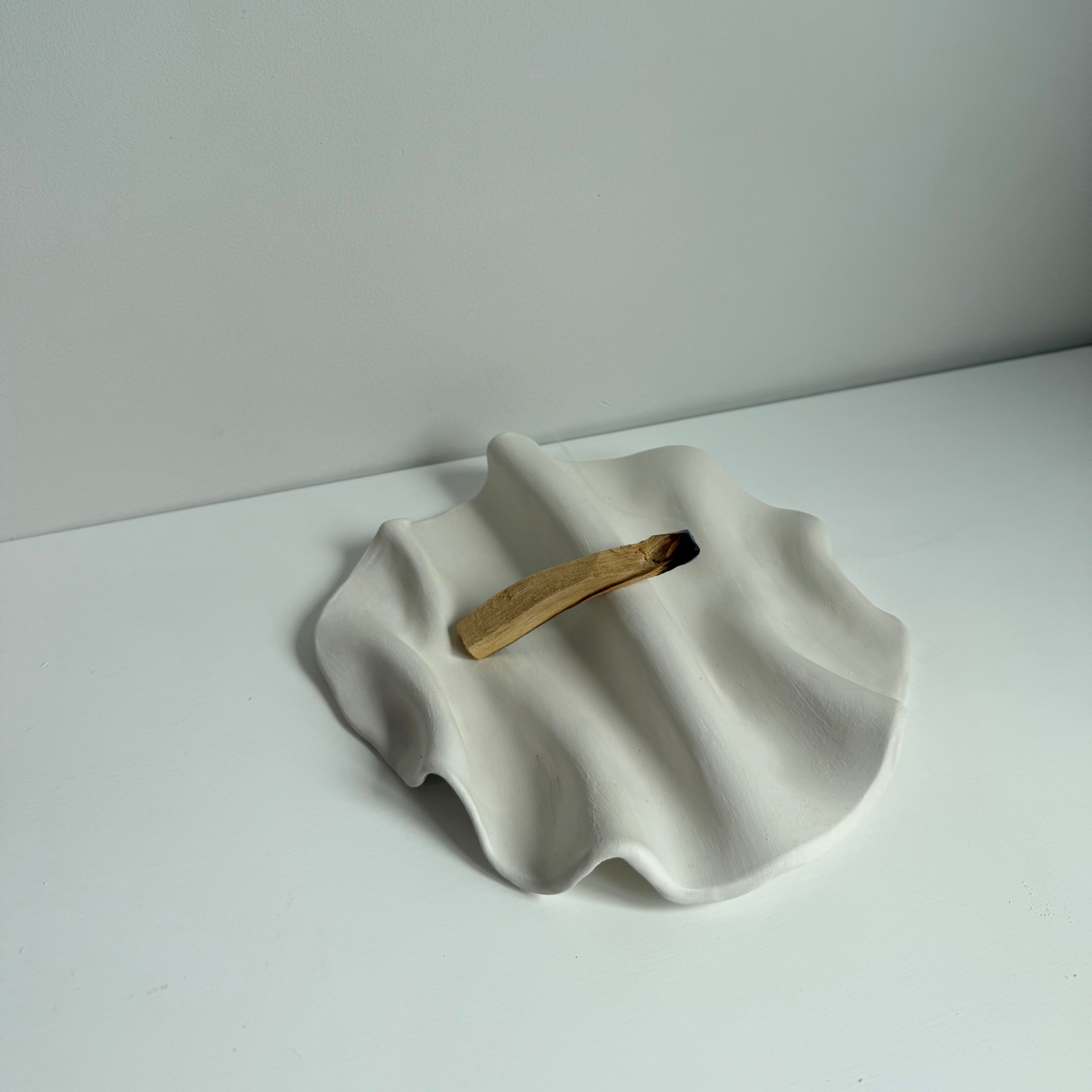 Palo santo holder